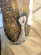 Load image into Gallery viewer, Brown lady
